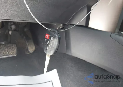 2015 Toyota Rav4 Xle z USA, uszkodzony, nr VIN 2T3RFREV3FW380728